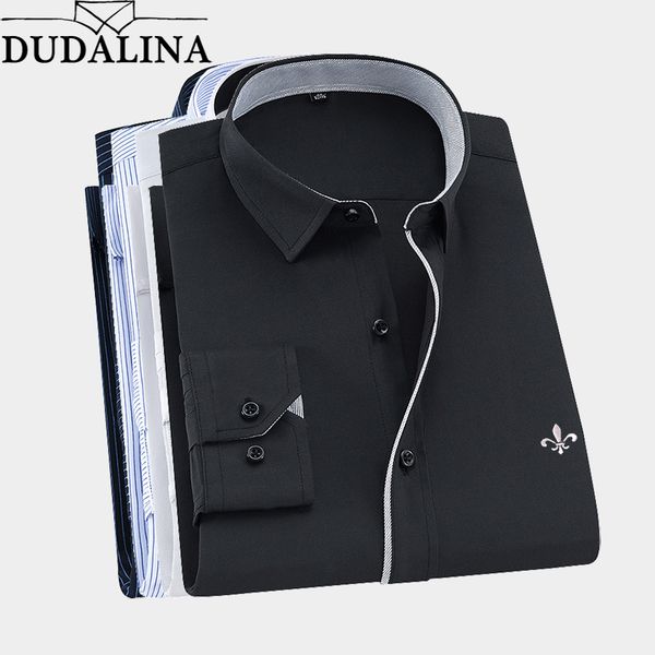 2019 men shirt long sleeved camisa social masculina classical male shirts formal business shirt man embroidery logo, White;black
2019 men shirt long sleeved camisa social masculina classical male shirts formal business shirt man embroidery logo, White;black