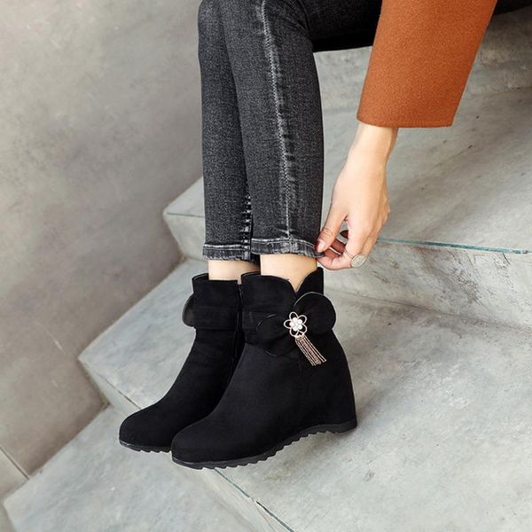 2019 new womens short boots female pointed toe thick heel high heel ankle boots flock zipper single autumn size 35-43#3, Black
2019 new womens short boots female pointed toe thick heel high heel ankle boots flock zipper single autumn size 35-43#3, Black