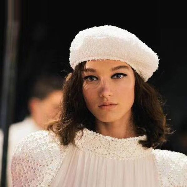 season hat female wool beret little fragrant white beret versatile tweed wool painter hat, Blue;gray
season hat female wool beret little fragrant white beret versatile tweed wool painter hat, Blue;gray