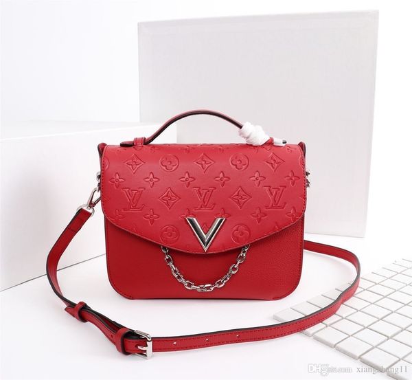 classic b leather black gold silver chain sell 2019 new women bags handbags shoulder bags tote bags messenger size :23cm*17cm*6cm 8203
classic b leather black gold silver chain sell 2019 new women bags handbags shoulder bags tote bags messenger size :23cm*17cm*6cm 8203