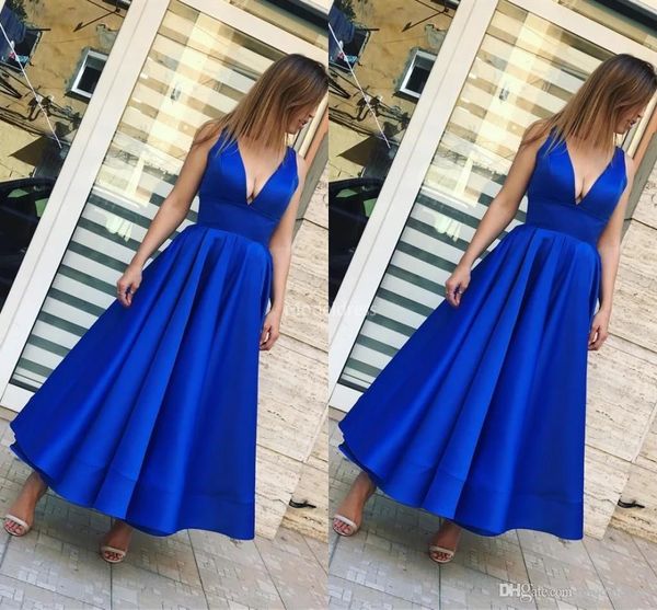 royal blue a line prom dresses deep v-neck ankle length special occasion dresses formal party evening gowns vestidos de fiesta, Black;red
royal blue a line prom dresses deep v-neck ankle length special occasion dresses formal party evening gowns vestidos de fiesta, Black;red