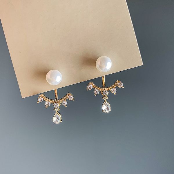 south korea's new front and rear pearl earrings full of drill water drop pendants simple cold wind elegant earrings woman, Golden;silver
south korea's new front and rear pearl earrings full of drill water drop pendants simple cold wind elegant earrings woman, Golden;silver