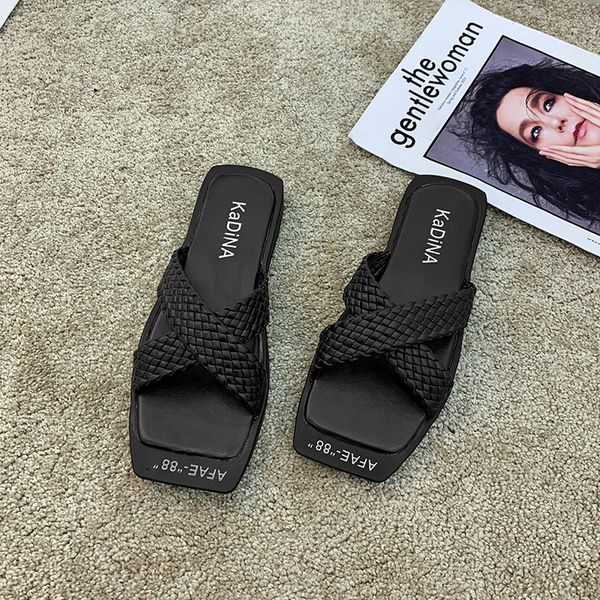 women woven slippers flat bottom non slip word drag female 2020 new summer outdoor casual thick sole beach sandals muller shoes, Black
women woven slippers flat bottom non slip word drag female 2020 new summer outdoor casual thick sole beach sandals muller shoes, Black