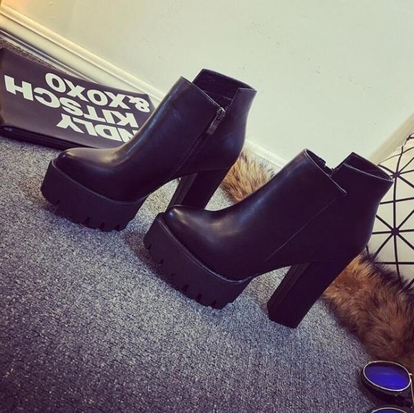 szsgcn428-women's fashion side zipper ankle boots platform thick high heel 12 cm ladies boots winter woman 2 style black boot
szsgcn428-women's fashion side zipper ankle boots platform thick high heel 12 cm ladies boots winter woman 2 style black boot