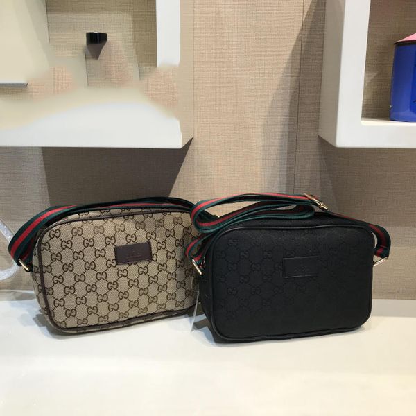 мужские женские роскошные сумки casual марка сумка мода письмо мужская сумка талии fanny pack девушки crossbody сумки сообщение пакет b10253
мужские женские роскошные сумки casual марка сумка мода письмо мужская сумка талии fanny pack девушки crossbody сумки сообщение пакет b10253