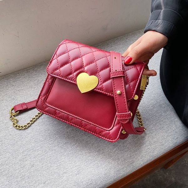 original design rhombic chain bag for women 2020 new fashion simple metal love square bag girl's shoulder messenger
original design rhombic chain bag for women 2020 new fashion simple metal love square bag girl's shoulder messenger