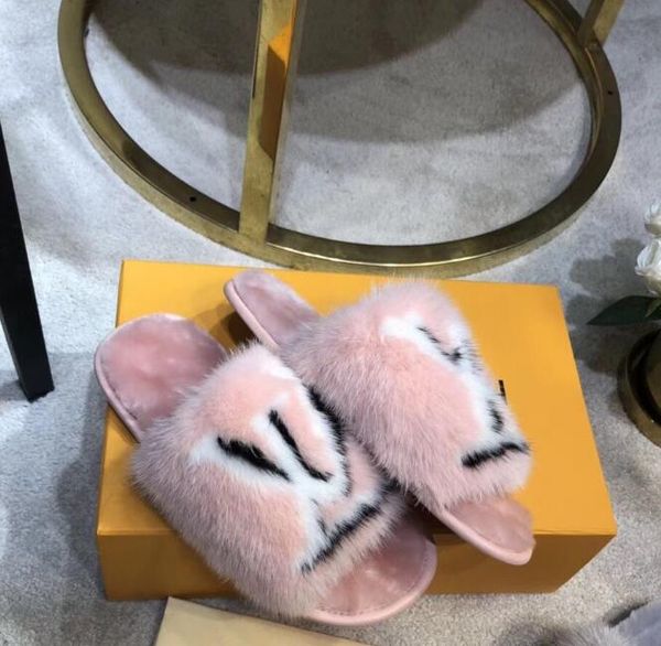 2020ss latest women fashion flat slippers rubber sole large cingulate in luxurious simulate fur scuffs for beach party living at home, Black
2020ss latest women fashion flat slippers rubber sole large cingulate in luxurious simulate fur scuffs for beach party living at home, Black