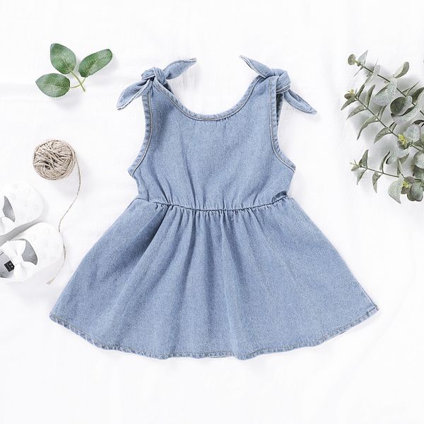 summer the new girls' dresses cute casual sleeveless dress infant sleeveless denim skirt, White
summer the new girls' dresses cute casual sleeveless dress infant sleeveless denim skirt, White