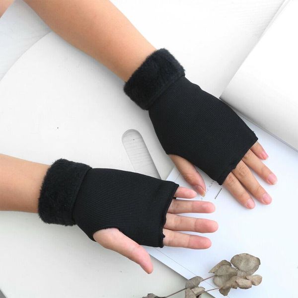 1 pair 6 color winter gloves soft half fingerless gloves women men warm knitted mittens couple winter, Blue;gray
1 pair 6 color winter gloves soft half fingerless gloves women men warm knitted mittens couple winter, Blue;gray