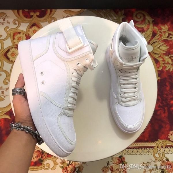 19ss new platform classic casual shoes casual sports skateboarding shoes mens sneakers shoes velvet heelback dress shoe size 38-44, Blue;gray
19ss new platform classic casual shoes casual sports skateboarding shoes mens sneakers shoes velvet heelback dress shoe size 38-44, Blue;gray