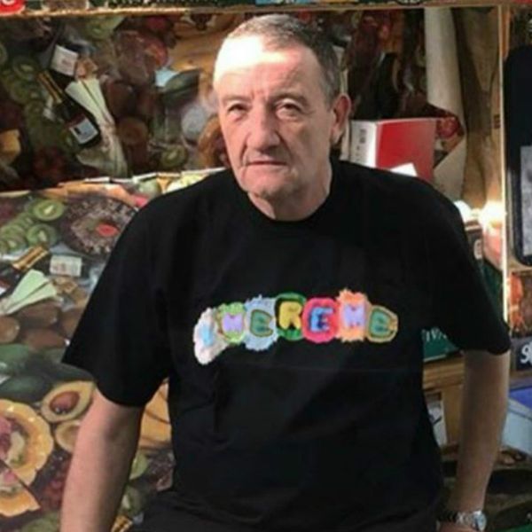 19fw pillows tee rainbow logo mens designer fashion hiphop streetwear casual letters printing t-shirt 20ss summer new, White;black
19fw pillows tee rainbow logo mens designer fashion hiphop streetwear casual letters printing t-shirt 20ss summer new, White;black