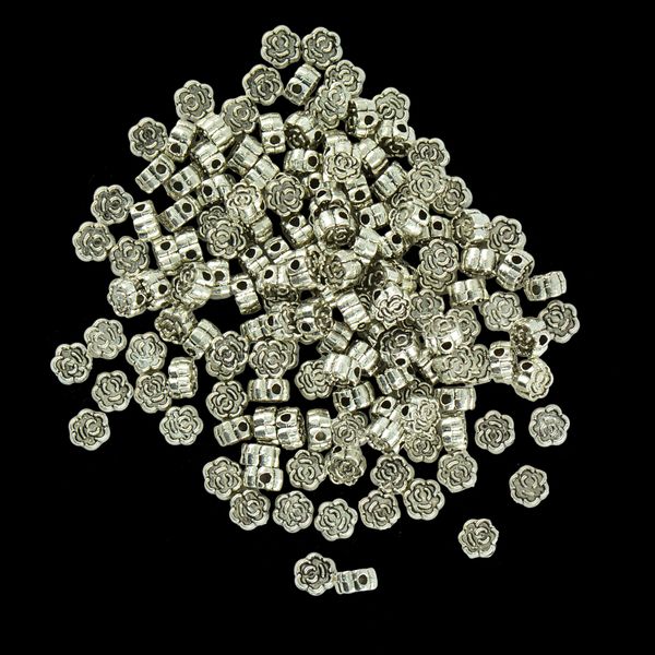 100 pieces оптовая vintage silver rose flower pattern свободные шарики прокладки изготовление ювелирных изделий
100 pieces оптовая vintage silver rose flower pattern свободные шарики прокладки изготовление ювелирных изделий