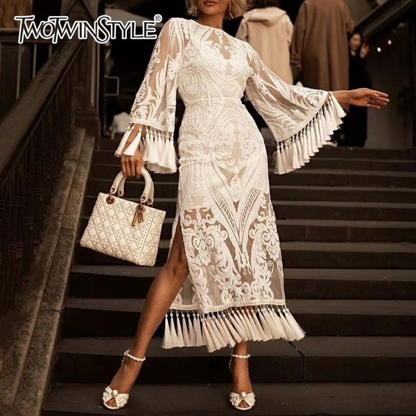 twotwinstyle elegant heavy embroidery tassel dresses female flare sleeve high waist side split party dress women 2019 spring, Black;gray
twotwinstyle elegant heavy embroidery tassel dresses female flare sleeve high waist side split party dress women 2019 spring, Black;gray