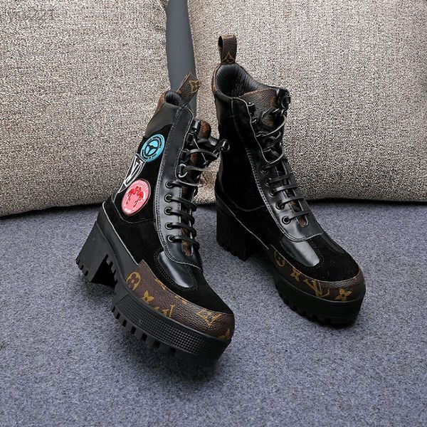 european station winter new short boots custom lace-up high heel martin boots leisure generous retro thick bottom motorcycle boot women, Black
european station winter new short boots custom lace-up high heel martin boots leisure generous retro thick bottom motorcycle boot women, Black