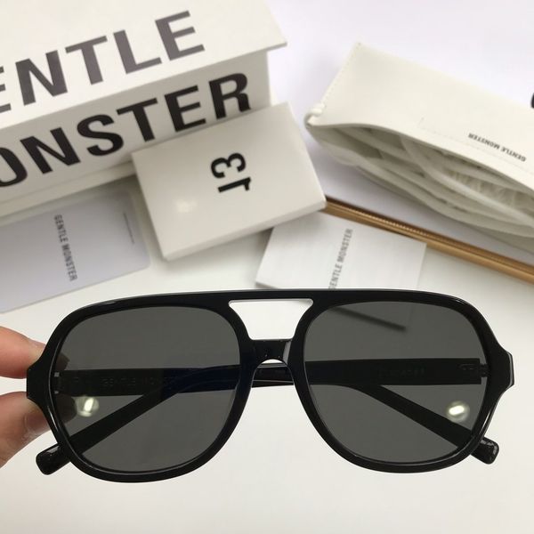 classic luxury shade sunglasses, fashionable men's glasses, new round frame polarized sunglasses, White;black
classic luxury shade sunglasses, fashionable men's glasses, new round frame polarized sunglasses, White;black