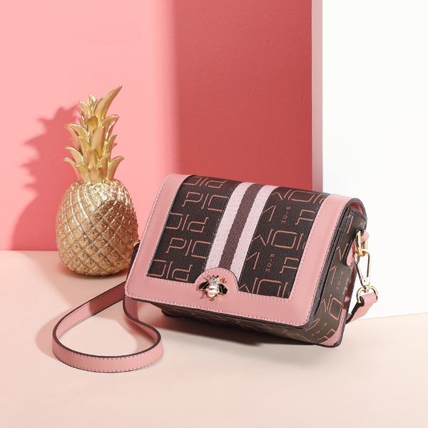 wholesale classic designer women s handbags wild diagonal shoulder bag new bag natural wind ladies bag gift l9033
wholesale classic designer women s handbags wild diagonal shoulder bag new bag natural wind ladies bag gift l9033