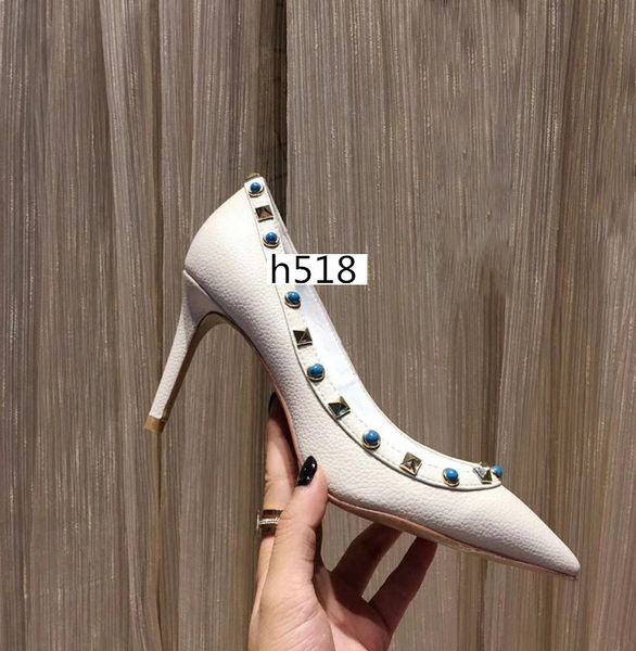 latest designer new lady rivet heels, pointed leather banquet dress heels, Black
latest designer new lady rivet heels, pointed leather banquet dress heels, Black