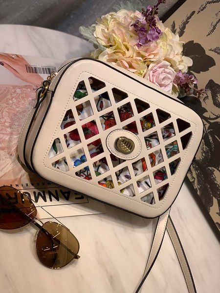 designer bags hollow style women designer handbags shoulder cross body good quality purses fashion totes bag
designer bags hollow style women designer handbags shoulder cross body good quality purses fashion totes bag