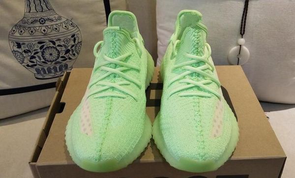 2019 v2 west true hyperspace clay static outdoor shoes men women cream yellow green white beluga 2.0 sneakers 36-48
2019 v2 west true hyperspace clay static outdoor shoes men women cream yellow green white beluga 2.0 sneakers 36-48