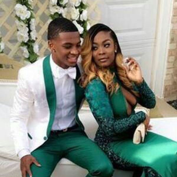 white groom tuxedo men suits for wedding man suits green shawl lapel 2piece coat pants custom made cotume homme slim fit terno masculino, Black;gray
white groom tuxedo men suits for wedding man suits green shawl lapel 2piece coat pants custom made cotume homme slim fit terno masculino, Black;gray