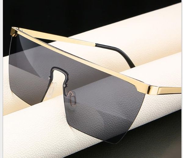 new street p sunglasses personality avant-garde half-frame sunglasses men and women fashion driving beach sunglasses, White;black
new street p sunglasses personality avant-garde half-frame sunglasses men and women fashion driving beach sunglasses, White;black