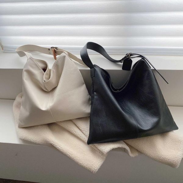 урожай мягкий pu кожа сумка crossbody сумки для женщин 2020 сплошной цвет сумки lady travel ручная сумка большой емкости tote
урожай мягкий pu кожа сумка crossbody сумки для женщин 2020 сплошной цвет сумки lady travel ручная сумка большой емкости tote