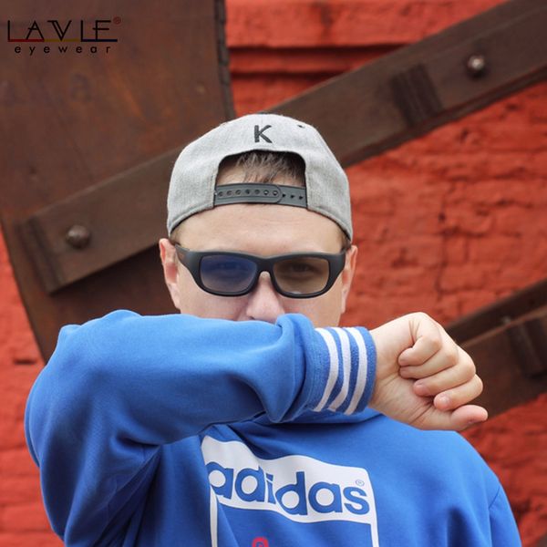 2020 la vie original design sunglasses lcd polarized lenses transmittance adjustable lenses suitable both outdoors and indoors, White;black
2020 la vie original design sunglasses lcd polarized lenses transmittance adjustable lenses suitable both outdoors and indoors, White;black