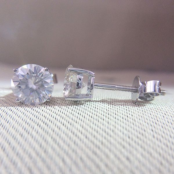 genuine 14k 585 white gold screw back df color 2ctw test positive round cut moissanite diamond earrings for women s923, Golden;silver
genuine 14k 585 white gold screw back df color 2ctw test positive round cut moissanite diamond earrings for women s923, Golden;silver