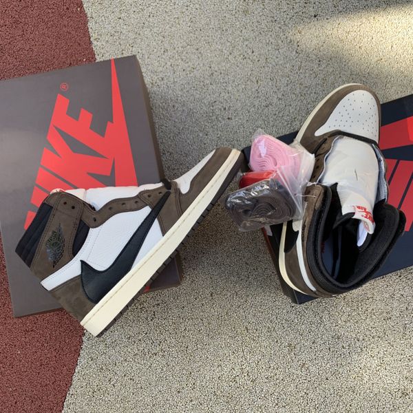 with box in jordan 1 retro brown university blue chicago white obsidian bred toe unc patent men women sneakers trainers
with box in jordan 1 retro brown university blue chicago white obsidian bred toe unc patent men women sneakers trainers