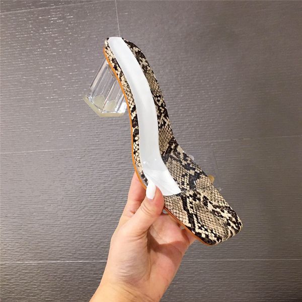 shoes woman 2020 square heel slippers casual transparent heel low snakeskin women heels pantofle block summer high new, Black
shoes woman 2020 square heel slippers casual transparent heel low snakeskin women heels pantofle block summer high new, Black