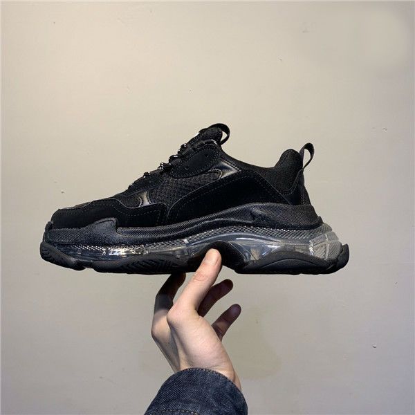 2019 brand de igner pari 17fw triple neaker for men women black red white green cry tal ole ca ual dad hoe tenni hoe
2019 brand de igner pari 17fw triple neaker for men women black red white green cry tal ole ca ual dad hoe tenni hoe