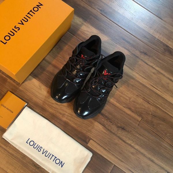 men's fashion casual daily sneakers leather laces sports casual basketball shoes
men's fashion casual daily sneakers leather laces sports casual basketball shoes