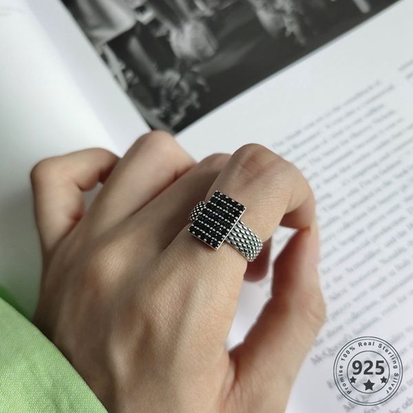 louleur 925 sterling silver square black zircon rings female vintage minimalist open rings for women retro fashion party jewelry, Golden;silver
louleur 925 sterling silver square black zircon rings female vintage minimalist open rings for women retro fashion party jewelry, Golden;silver
