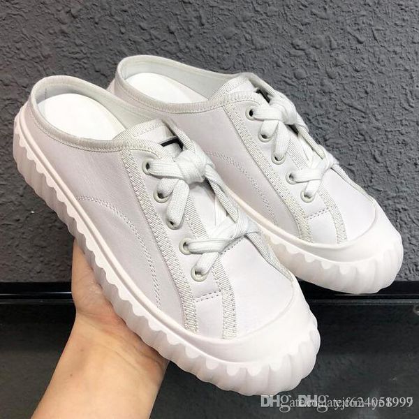 2019 spring and summer new european and american gold belt tow women's shoes low-heeled slippers flat bottom shoes with qw, Black
2019 spring and summer new european and american gold belt tow women's shoes low-heeled slippers flat bottom shoes with qw, Black