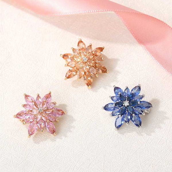 exquisite crystal snowflake brooch ladies vintage elegant jewelry scarf dress decoration 2020 new fashion pins mother's day gift, Gray
exquisite crystal snowflake brooch ladies vintage elegant jewelry scarf dress decoration 2020 new fashion pins mother's day gift, Gray