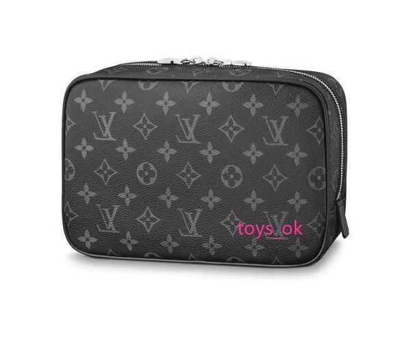 toilet pouch gm m43383 men belt bags exotic leather bags iconic bags clutches portfolio wallets purse
toilet pouch gm m43383 men belt bags exotic leather bags iconic bags clutches portfolio wallets purse