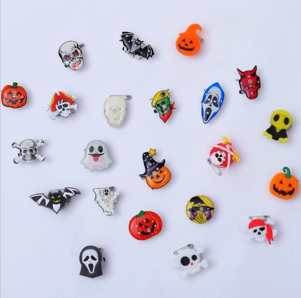 halloween badge with light costume accessoriesc spider pumpkin skull badge halloween party, Silver
halloween badge with light costume accessoriesc spider pumpkin skull badge halloween party, Silver