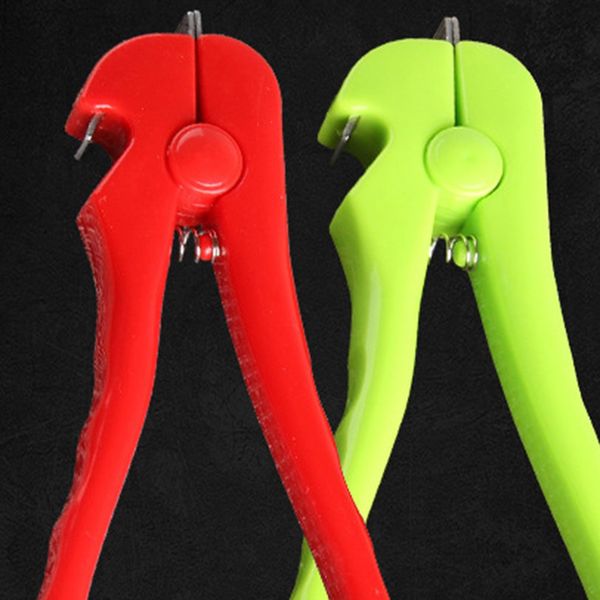 multifunctional clam opener seafood clip clam opening device food clip practical kitchen cooking tools
multifunctional clam opener seafood clip clam opening device food clip practical kitchen cooking tools