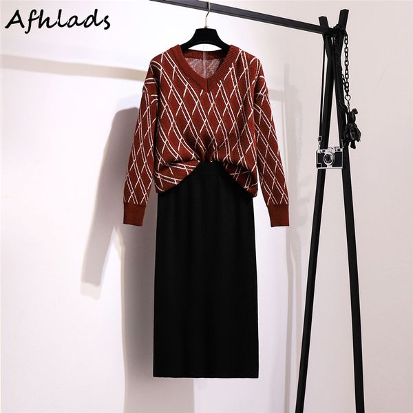 sweater two-piece set 2019 autumn and winter new women's vintage long-sleeved v-neck pullover knit + skirt two-piece set, White
sweater two-piece set 2019 autumn and winter new women's vintage long-sleeved v-neck pullover knit + skirt two-piece set, White