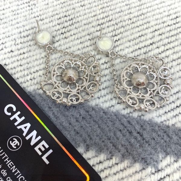 2019 new women 039 earring charming lively chari matic godde e ential elegant with a little retro
2019 new women 039 earring charming lively chari matic godde e ential elegant with a little retro