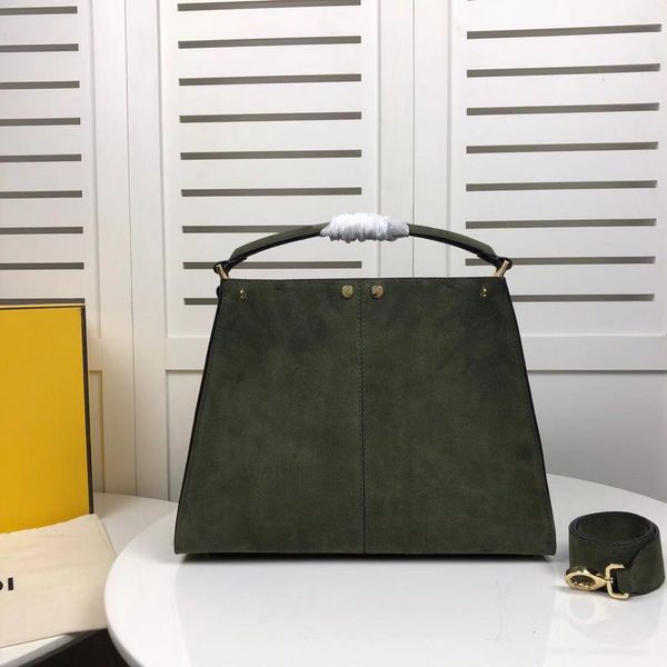 2018 New Hot Sale very high quality real leather hot selling brand designer shoulder bag for women good price * F* free shipping
2018 New Hot Sale very high quality real leather hot selling brand designer shoulder bag for women good price * F* free shipping