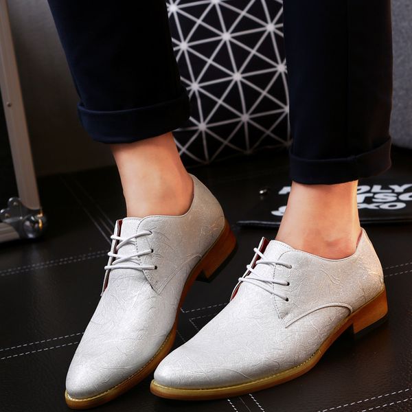 nice men casual shoes lace up thick heel point toe men fashion pu leather shoes dress business, Black
nice men casual shoes lace up thick heel point toe men fashion pu leather shoes dress business, Black