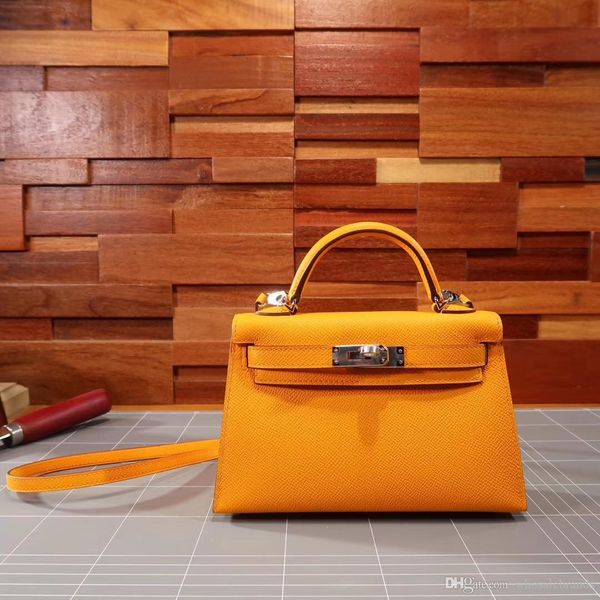wholesale origial luxury women's handbag,brand purse,wallet, made by calf, lamb skin,crocodile skin,fast delivery
wholesale origial luxury women's handbag,brand purse,wallet, made by calf, lamb skin,crocodile skin,fast delivery