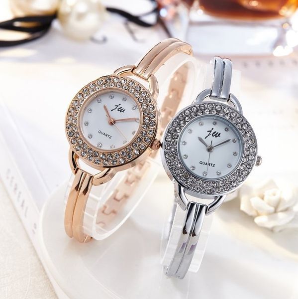 новый бренд часы женщины моды кристалл rhinestone браслет часы женские кварцевые luxury vintage женщин подарок вахты dropshipping, Slivery;brown
новый бренд часы женщины моды кристалл rhinestone браслет часы женские кварцевые luxury vintage женщин подарок вахты dropshipping, Slivery;brown