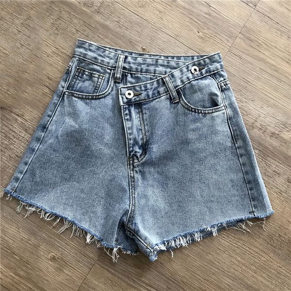 summer denim shorts women 2019 new vintage irregular denim shorts loose high waist fashion bleached hot pants female, Blue
summer denim shorts women 2019 new vintage irregular denim shorts loose high waist fashion bleached hot pants female, Blue
