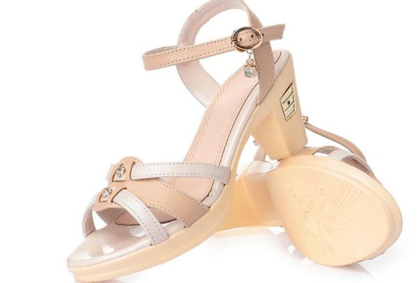 2019 women's sandals in summer with new style high heel coarse heel@80, Black
2019 women's sandals in summer with new style high heel coarse heel@80, Black