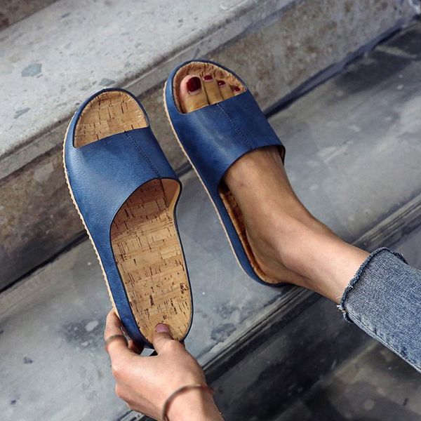 fashion solid color flat flip flops woman shoes non-slip breathable women's summer footwear large size flat beach flip flops, Black
fashion solid color flat flip flops woman shoes non-slip breathable women's summer footwear large size flat beach flip flops, Black