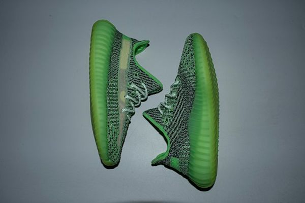 green black glow basf clound white antlia lundmark synth reflective v2 shoes with box stock x tag triple black 3m athletic shoes, White;red
green black glow basf clound white antlia lundmark synth reflective v2 shoes with box stock x tag triple black 3m athletic shoes, White;red