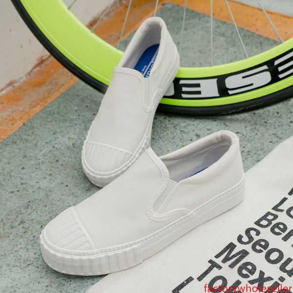 plimsolls spring and summer breathable small white shoes, korean casual sports casual slip-on shoes, one generation
plimsolls spring and summer breathable small white shoes, korean casual sports casual slip-on shoes, one generation
