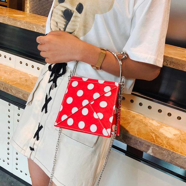 женщины сумка сумка простая точка плеча мешок случайные волны точки посланника сумка сумки кошелек одного мобильного телефона
женщины сумка сумка простая точка плеча мешок случайные волны точки посланника сумка сумки кошелек одного мобильного телефона